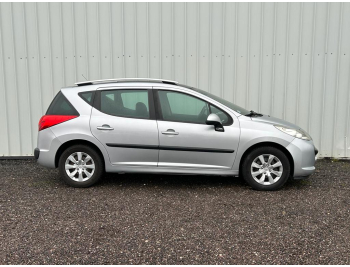 Peugeot 207 SW hdi attache remorque