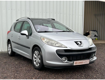 Peugeot 207 SW hdi attache remorque