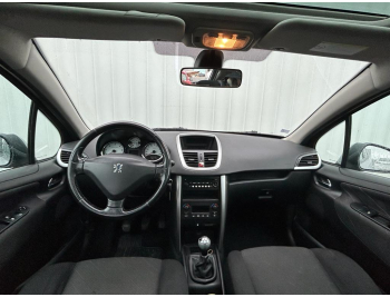 Peugeot 207 SW hdi attache remorque