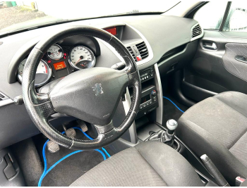 Peugeot 207 SW hdi attache remorque