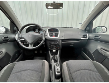 Peugeot 206 +  2010 • 140500 km • Essence